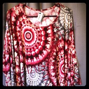 NWT Oversized women’s geo-print tunic top